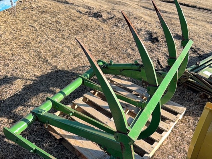 john-deere-168-image-7