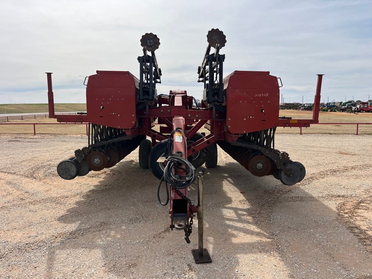 case-ih-5500-image-5