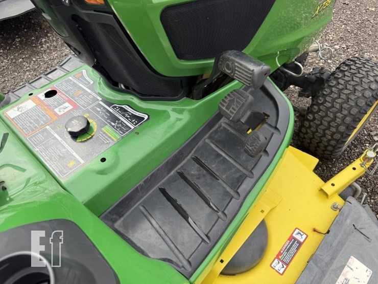 2012-john-deere-x739-image-24