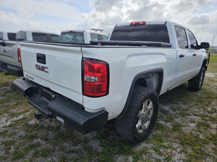 2019-gmc-sierra-2500-image-3