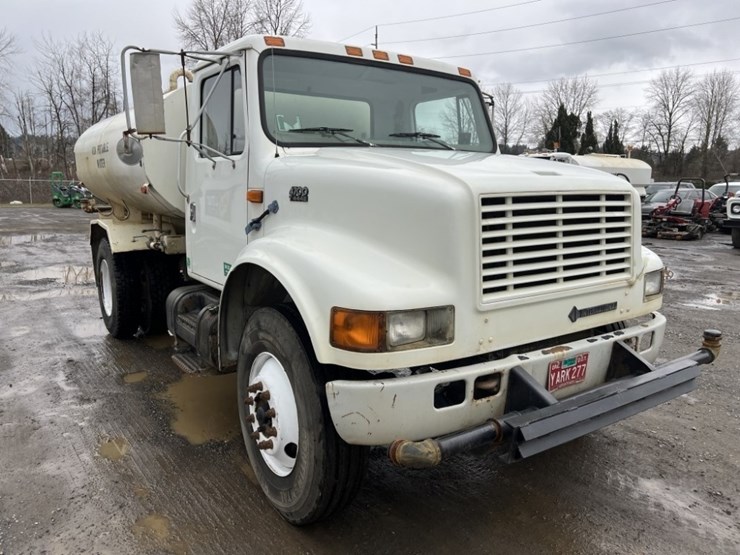 2000-international-4700-image-2