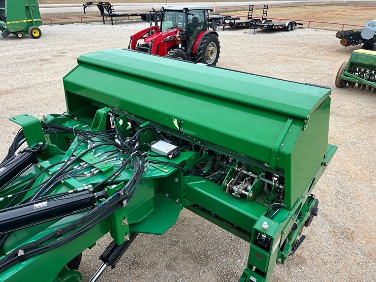 2021-great-plains-bd7600hd-30-image-28