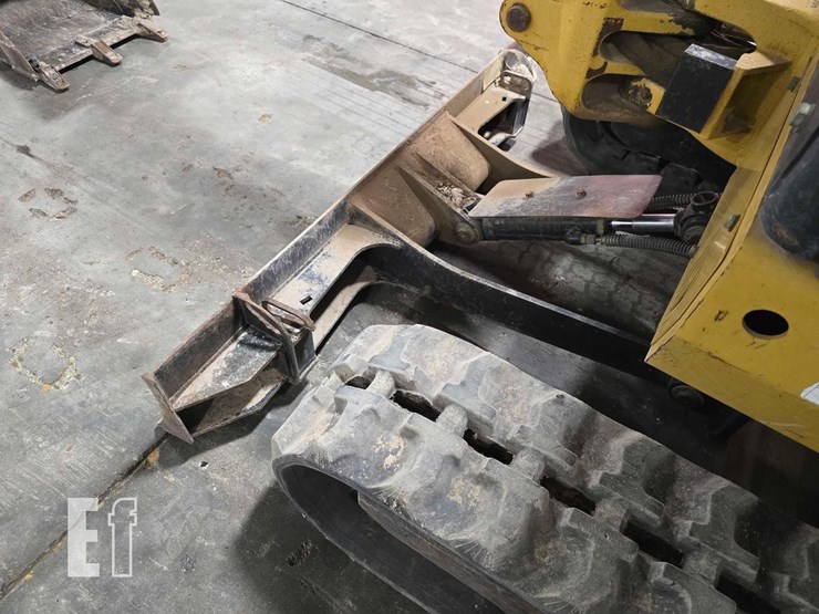 2008-caterpillar-301.8c-image-16