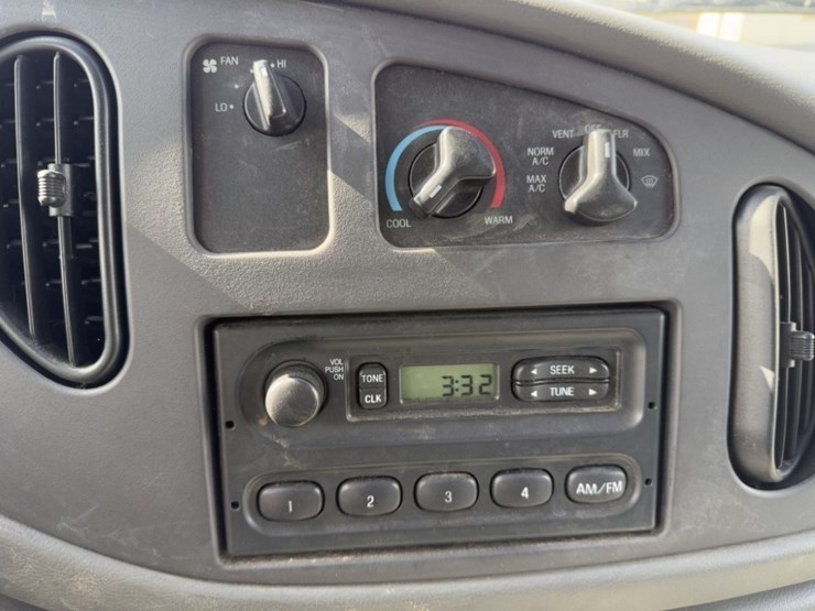 2007-ford-e350-image-36