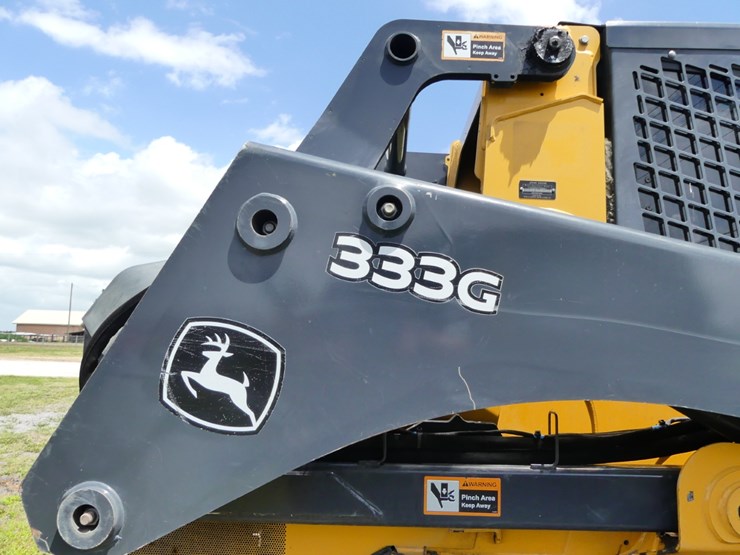 2017-deere-333g-image-7