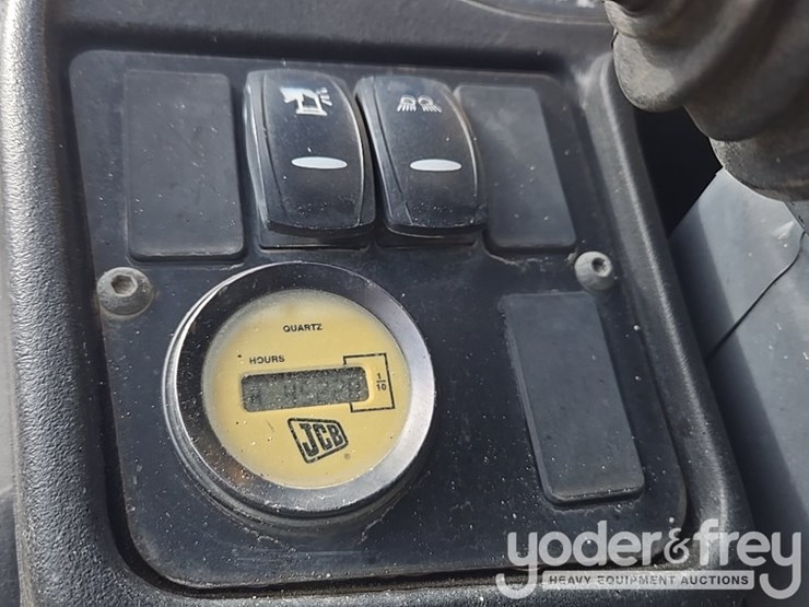 2017-jcb-510-56-image-80