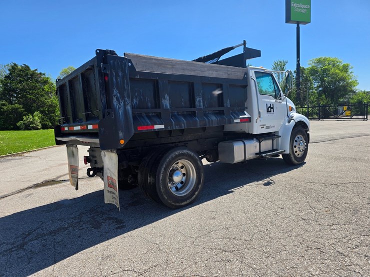 2009-sterling-acterra-image-17