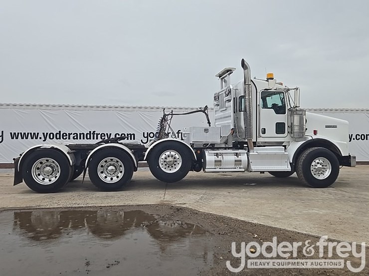 2014-kenworth-t800-image-6