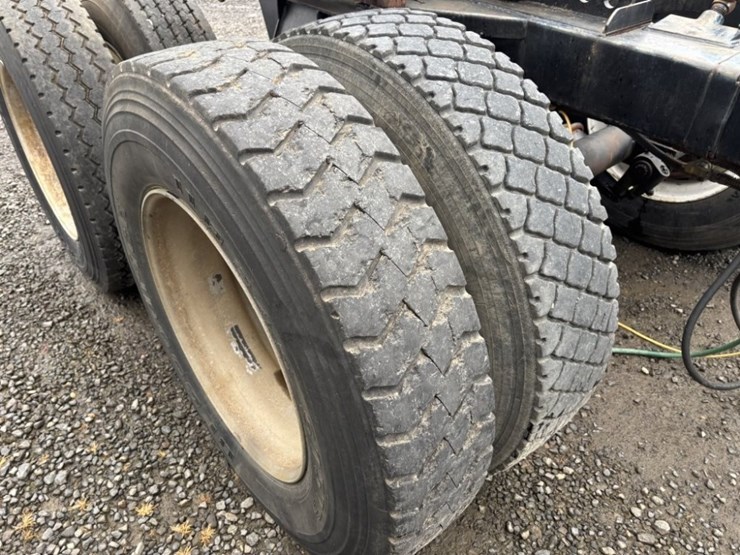 1996-alpine-t/a-long-log-trailer-image-10