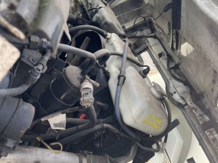 2001-sterling-l7500-image-23