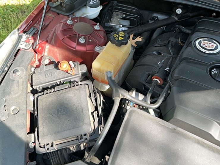 2014-cadillac-ats-never-wrecked-air-bags-deployed-without-impact-car-may-electrical-issue-causeing-not-to-start-image-13