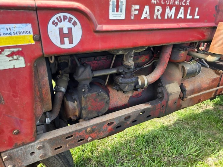 #581-•-farmall-h-tractor-image-17