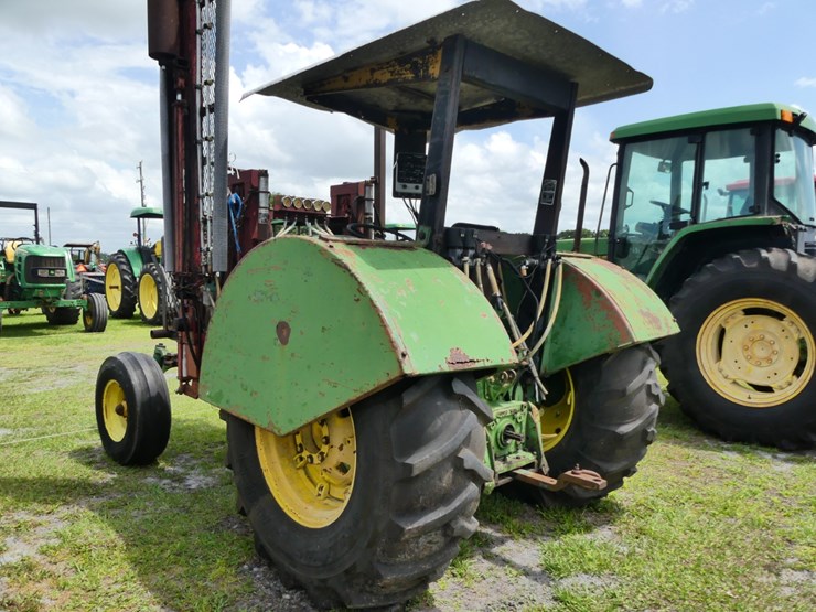 john-deere-2555-image-3