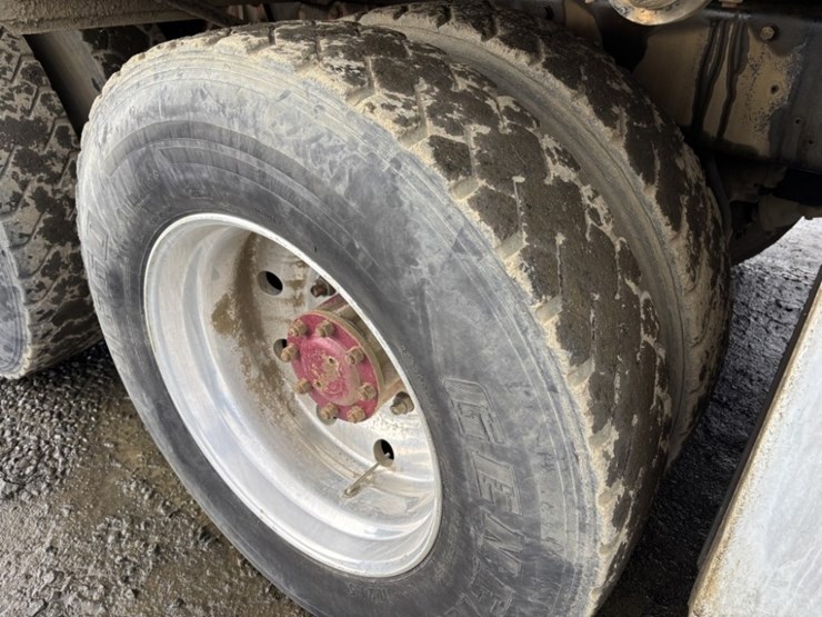 kenworth-w900-image-13