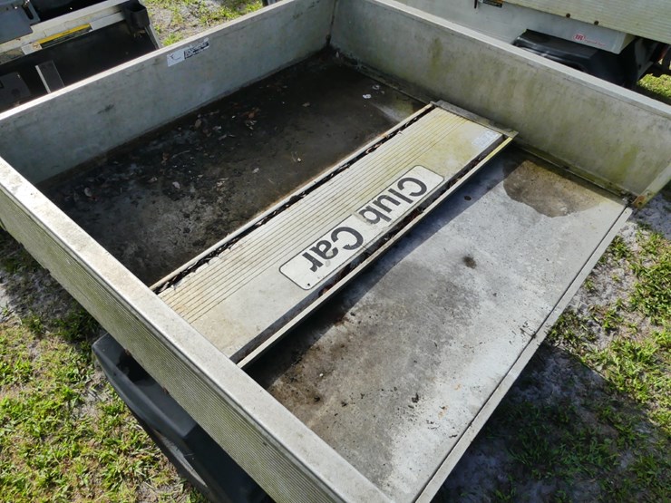 club-car-carryall-252-image-5