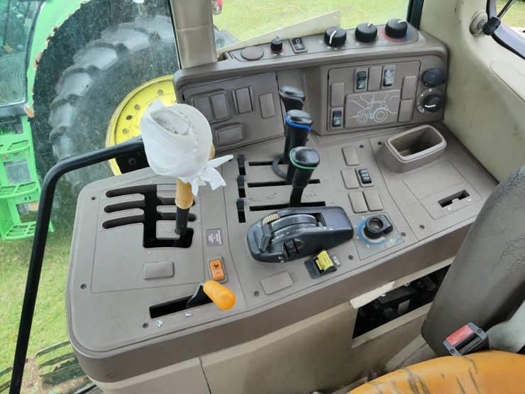 john-deere-6155m-image-11