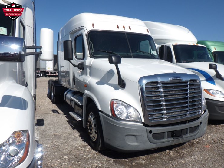 2019-freightliner-cascadia-125-image-3