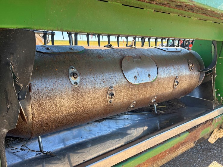 2016-john-deere-640fd-image-17