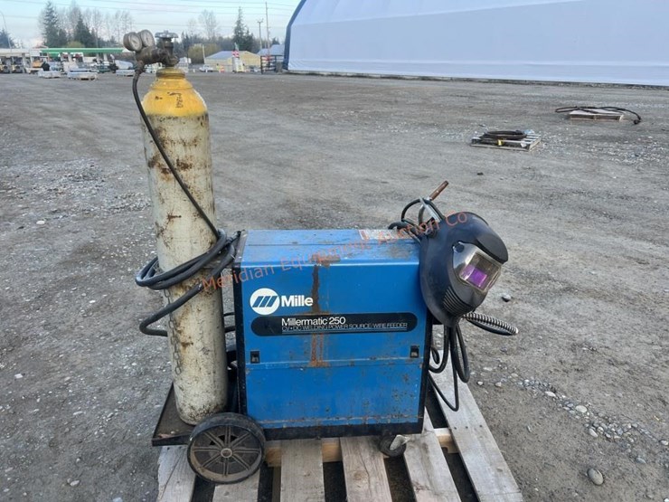 miller-millermatic-250-wire-feed-welder-image-4