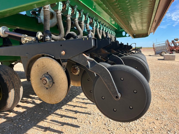 2004-great-plains-3s-3000-image-21