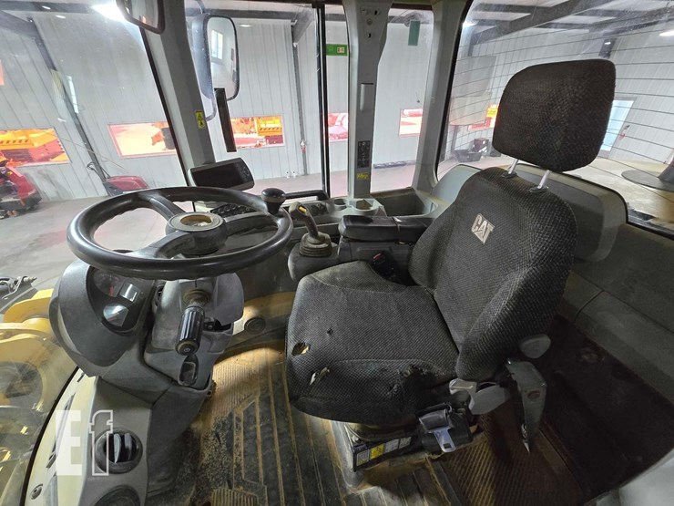 2014-caterpillar-924k-image-14