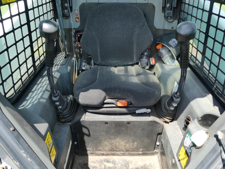 2021-bobcat-t66-image-13