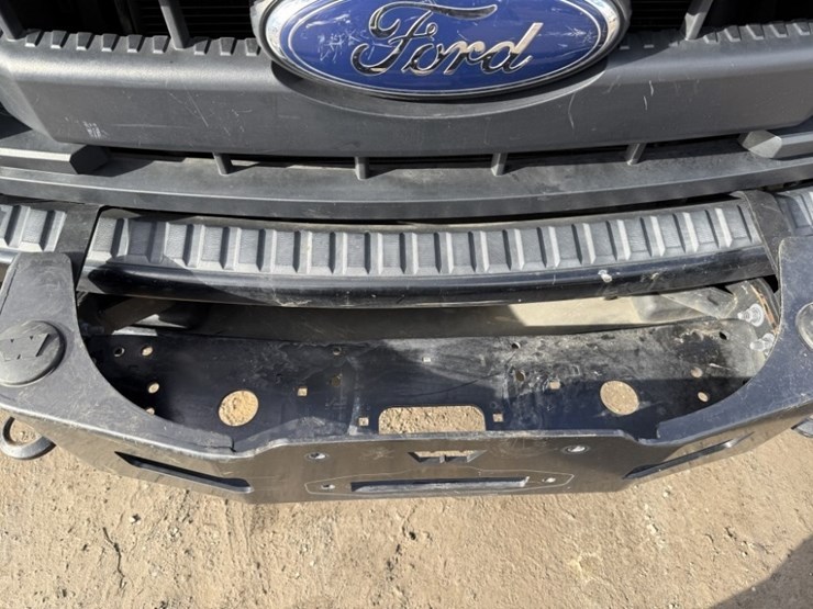 2016-ford-f550-sd-image-15