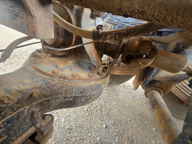 2001-mack-rd688s-image-100