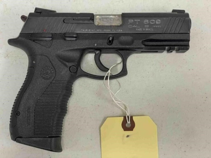 taurus-pistol-image-1