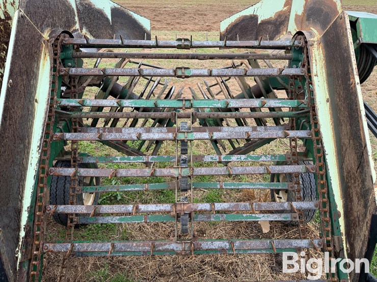 2001-kmc-4-30-peanut-digger-image-18