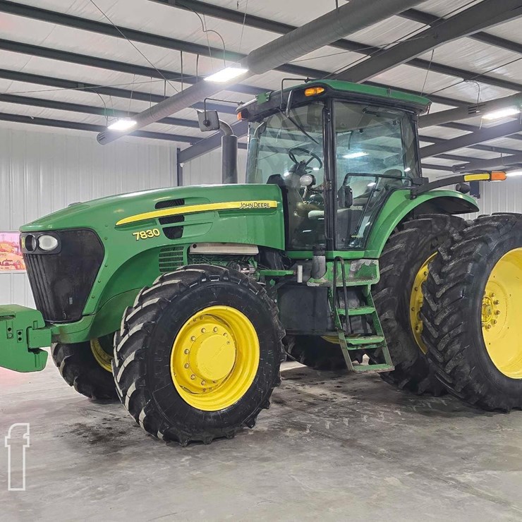 2011 JOHN DEERE 7830