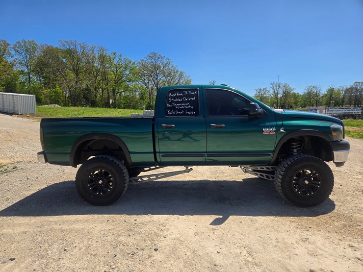 2008-dodge-ram-2500-image-15