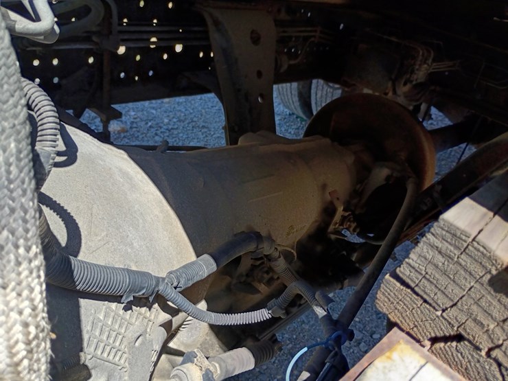 2000-gmc-w3500-image-19