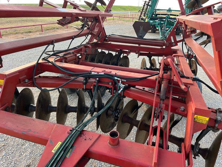 case-ih-3900-image-2