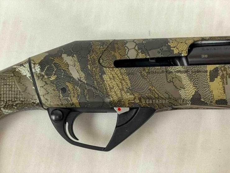 benelli-shotgun-image-4