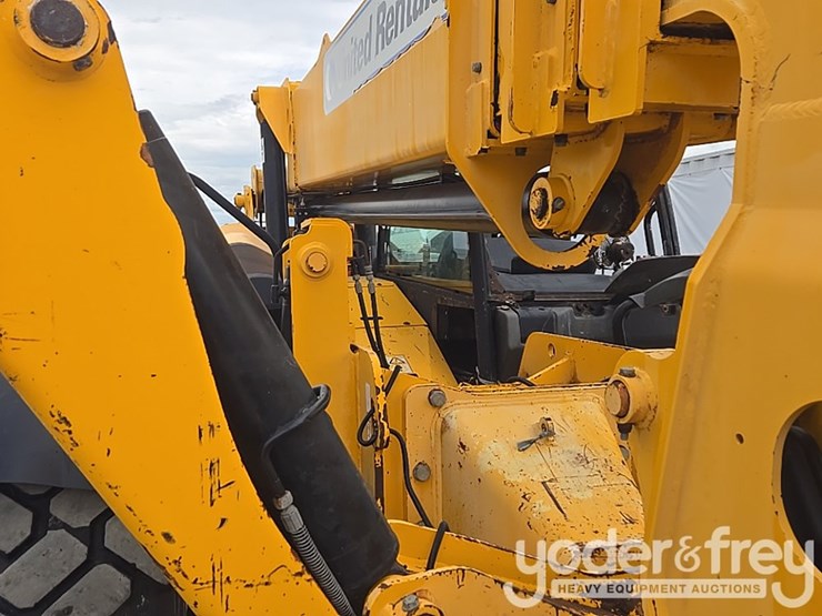 2017-jcb-510-56-image-28