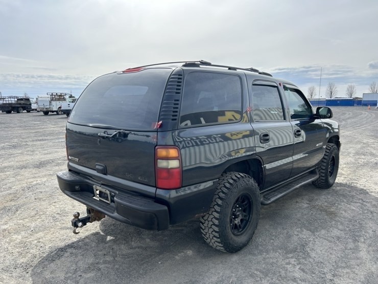 2003-chevrolet-tahoe-image-5