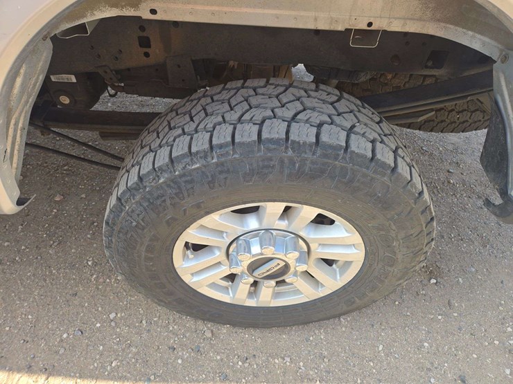 2019-ford-f250-image-14