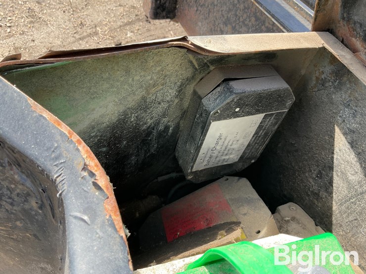 2013-finish-line-trailers-t/a-hydraulic-tilt-bed-trailer-image-14