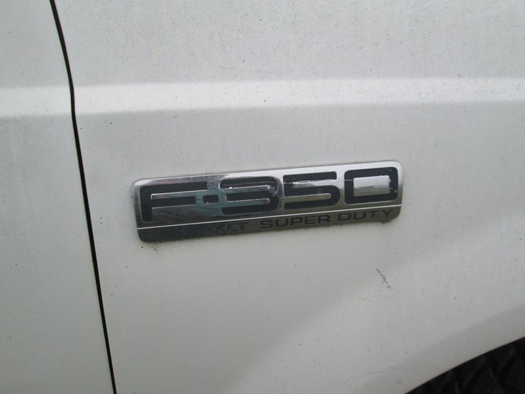 2005-ford-f350-image-17