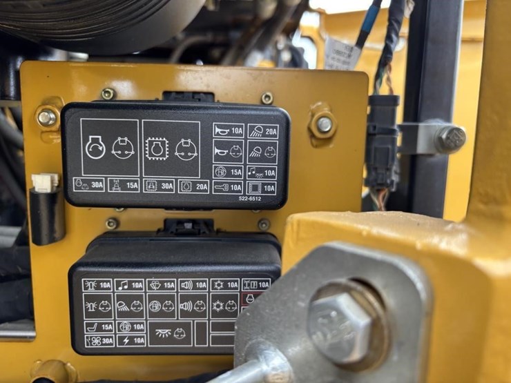 2020-caterpillar-308cr-image-56