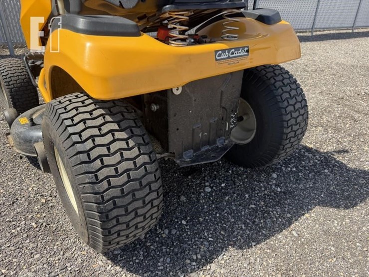 2018-cub-cadet-xt1-lt42-image-5