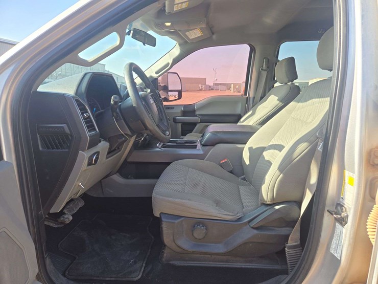 2019-ford-f250-image-8