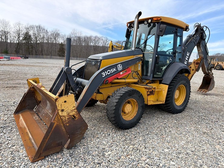 john-deere-310-image-3