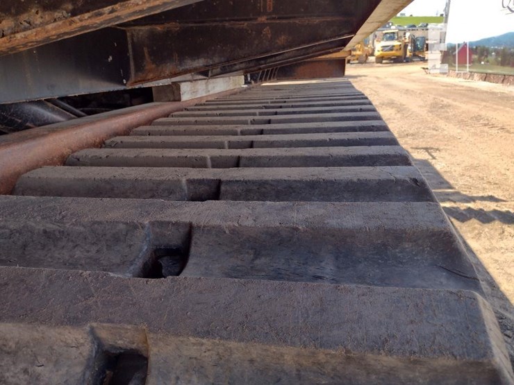 2009-morooka-mst3000vd-image-26