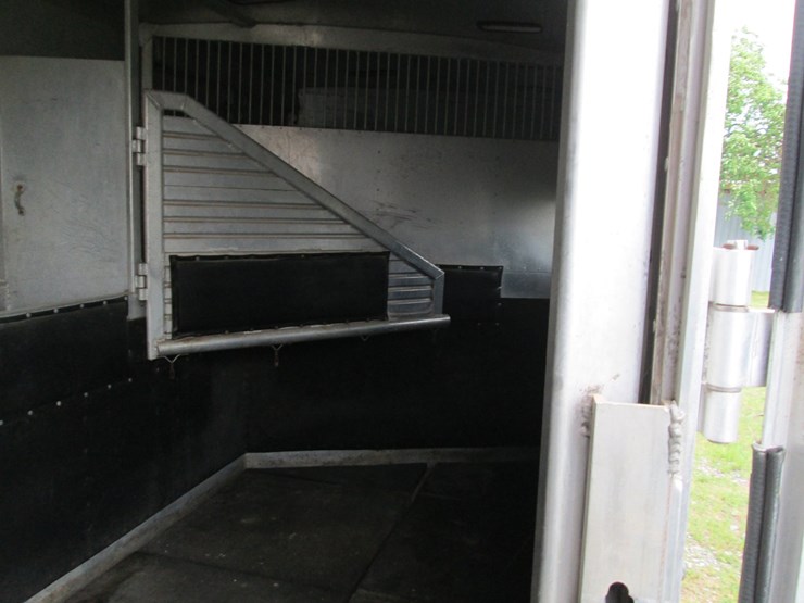 #46187-•-1990-featherlite-g1108-46'-s/a-aluminum-horse-trailer-1fpl38105la912062-image-18