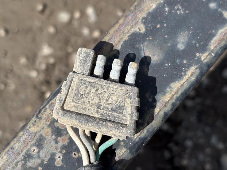 2012-carson-el081-utility-trailer-image-8