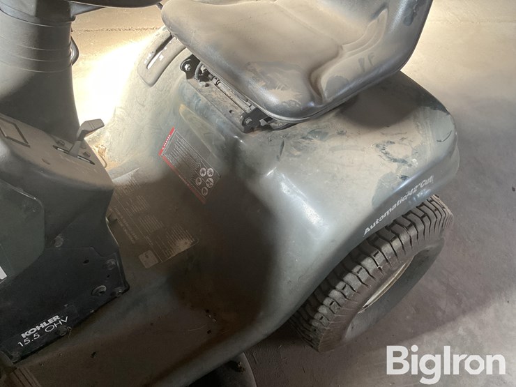 craftsman-riding-lawn-mower-image-11