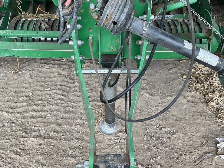 2015-john-deere-l340-image-11