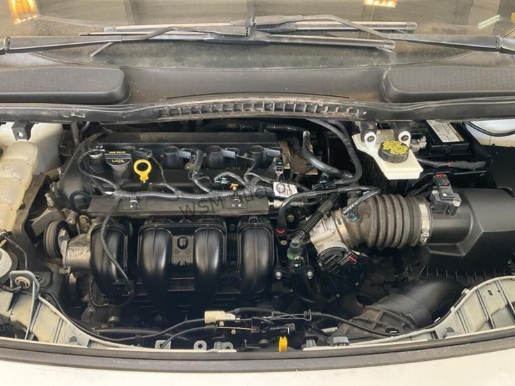 2015-ford-transit-connect-image-12